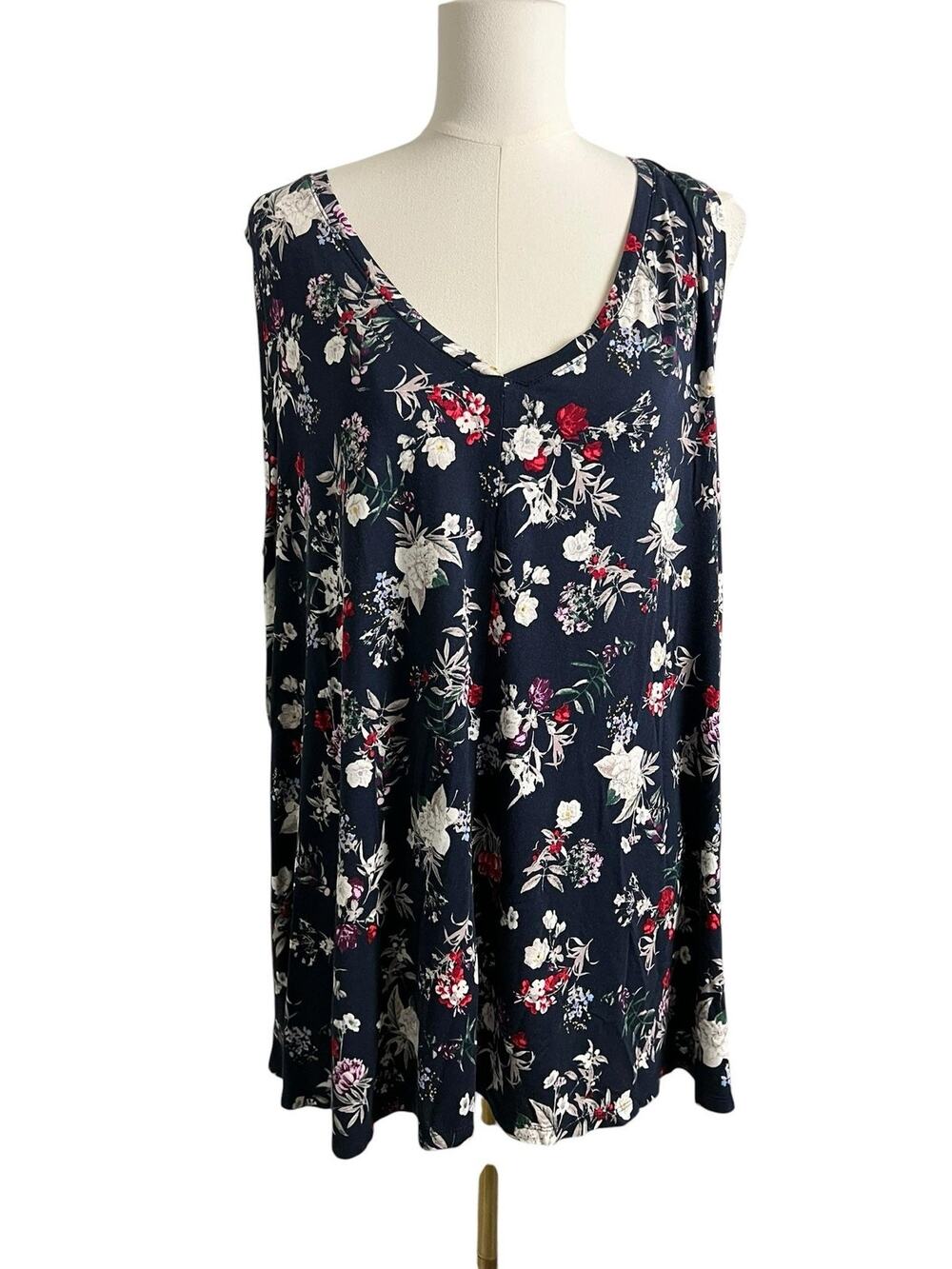 Lane Bryant Tank Top Womens 22/24 Blue Floral V Neck Tunic Boho Summer Plus